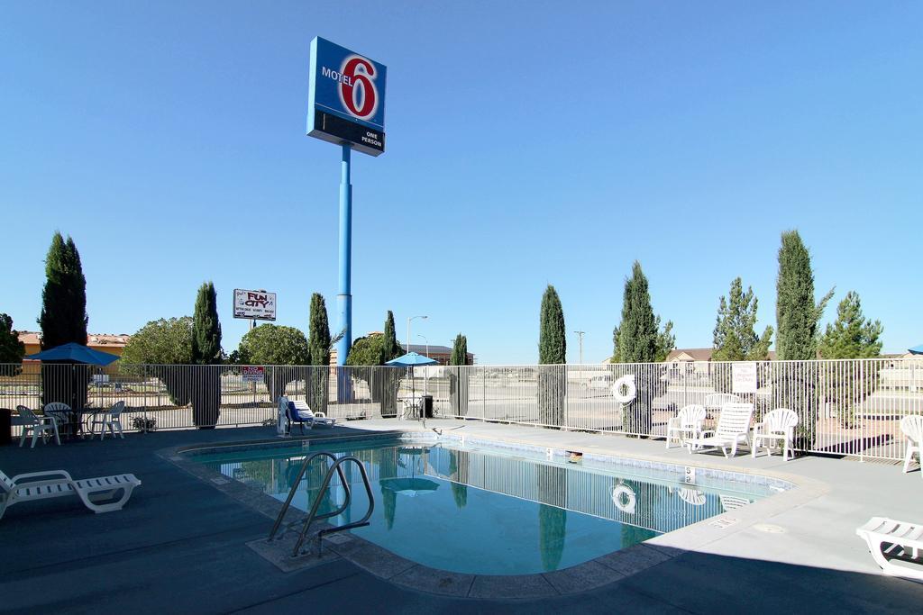 Motel 6-Carlsbad, Nm Εξωτερικό φωτογραφία
