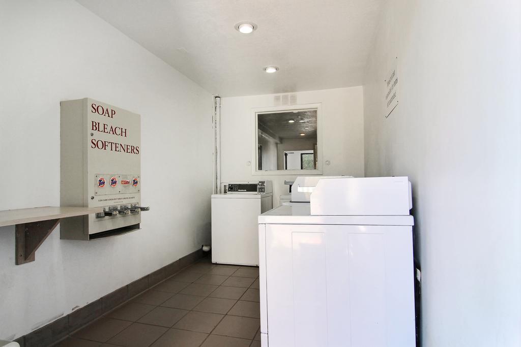 Motel 6-Carlsbad, Nm Εξωτερικό φωτογραφία