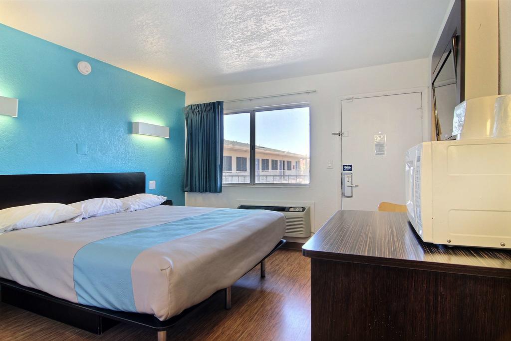 Motel 6-Carlsbad, Nm Εξωτερικό φωτογραφία