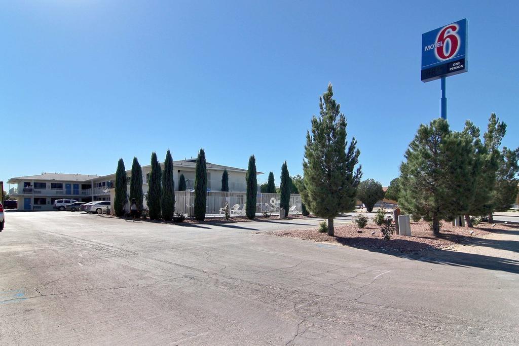 Motel 6-Carlsbad, Nm Εξωτερικό φωτογραφία