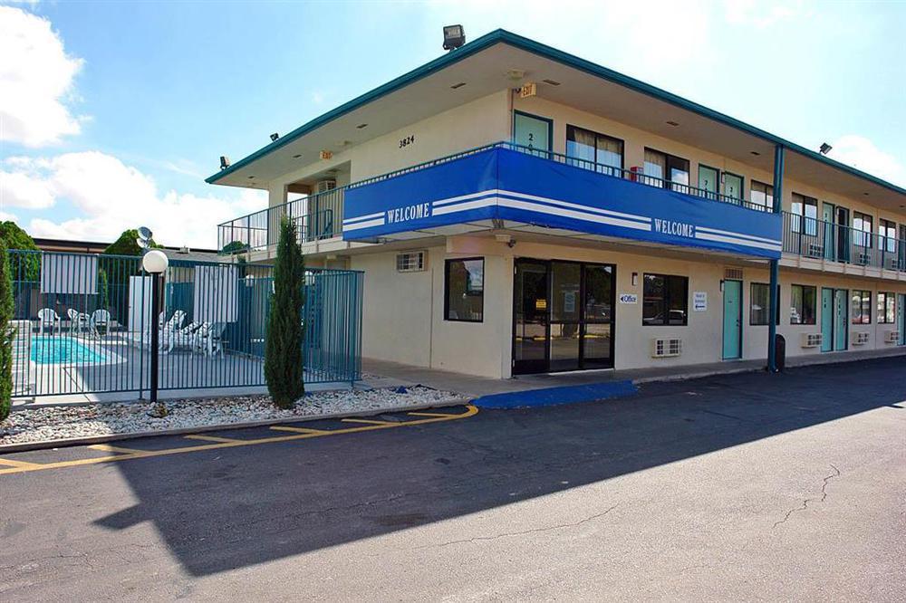 Motel 6-Carlsbad, Nm Εξωτερικό φωτογραφία